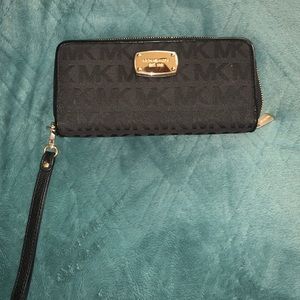 Michael Kors Wallet Clutch - Black - NEW